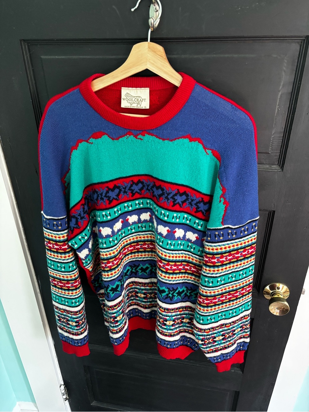 Woolcraft Multicolor Sheep Sweater - Men’s XL